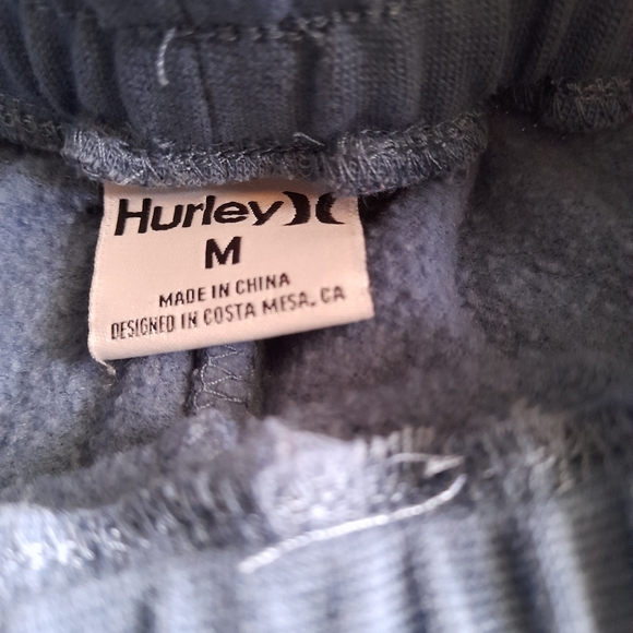 Hurley Women's Size Medium Shorts - Picture 2 of 5